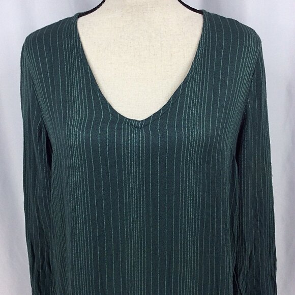 RVCA Dress Womens Size Medium 10 Green V-Neck Shift Lightweight Beach Skater - Picture 5 of 8